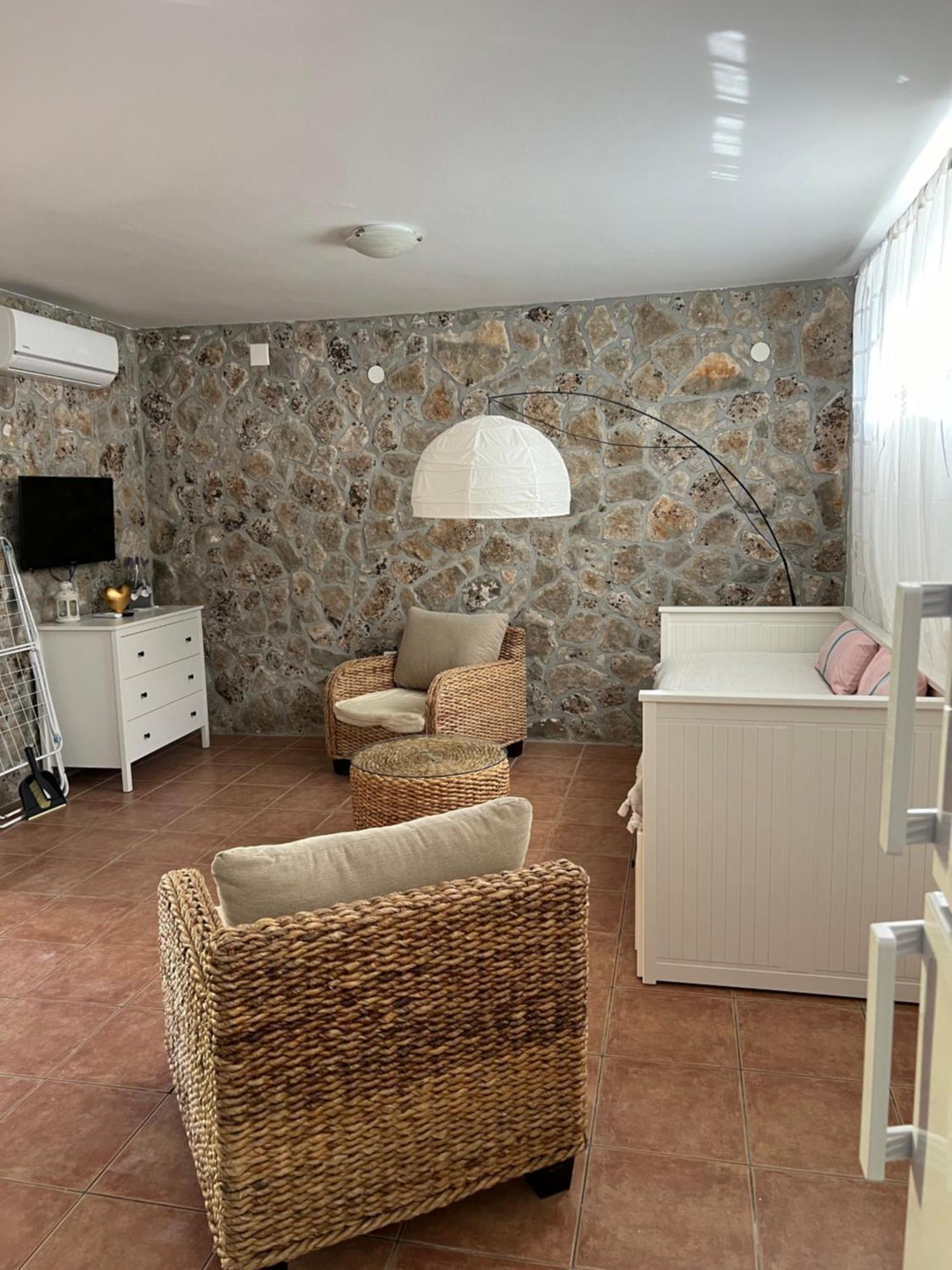 Apartmani Maksan ปาโกชตาเน ภายนอก รูปภาพ