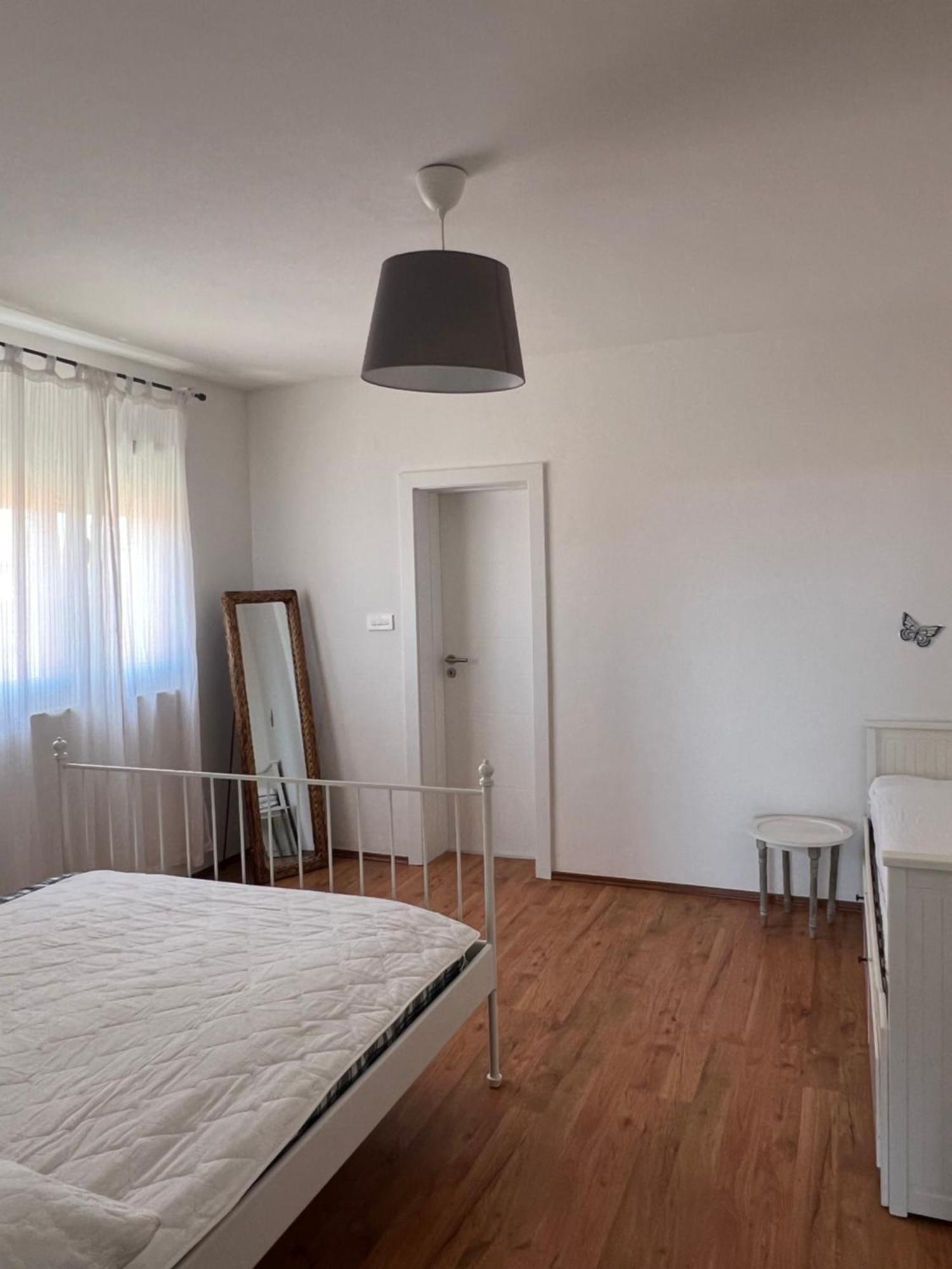 Apartmani Maksan ปาโกชตาเน ภายนอก รูปภาพ