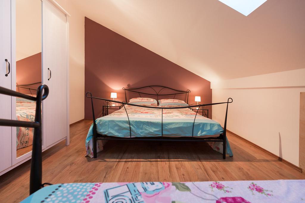 Apartmani Maksan ปาโกชตาเน ภายนอก รูปภาพ