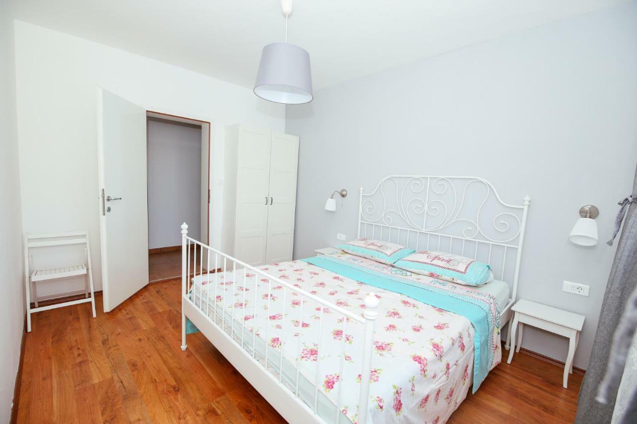 Apartmani Maksan ปาโกชตาเน ภายนอก รูปภาพ