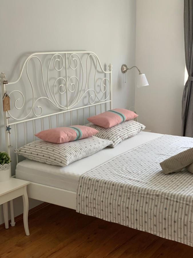 Apartmani Maksan ปาโกชตาเน ภายนอก รูปภาพ